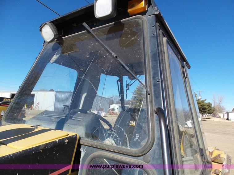 image for item J6824 1994 Caterpillar 416B backhoe