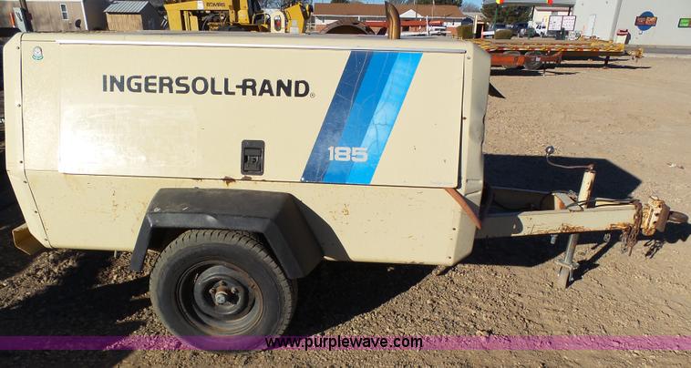 image for item J8286 1993 Ingersoll Rand 185 air compressor
