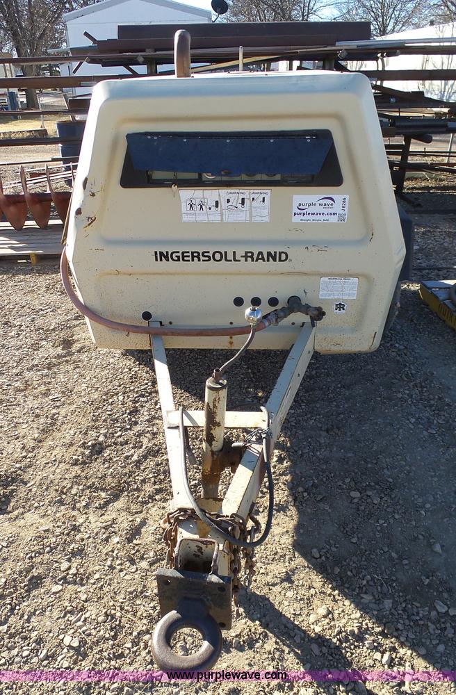 image for item J8286 1993 Ingersoll Rand 185 air compressor