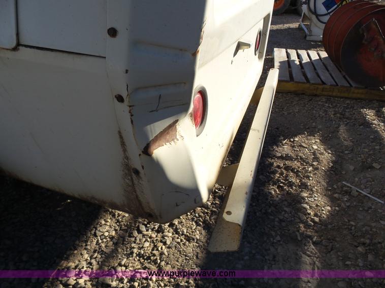 image for item J8286 1993 Ingersoll Rand 185 air compressor