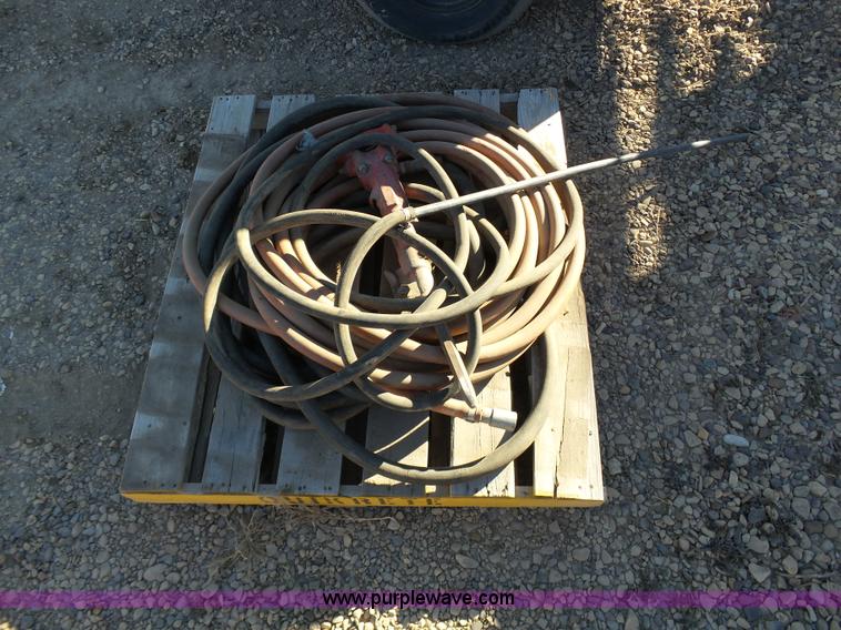 image for item J8286 1993 Ingersoll Rand 185 air compressor