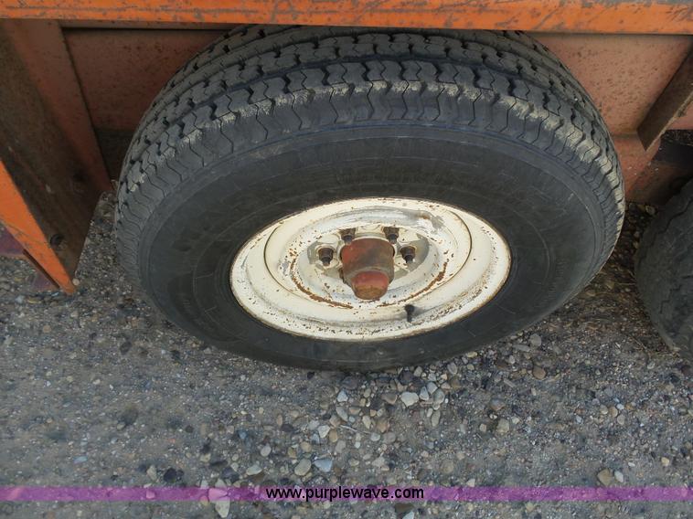image for item J8291 1984 Belshe equipment trailer