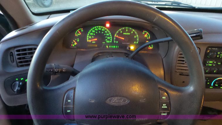 image for item J8293 1999 Ford F150 SuperCab pickup truck