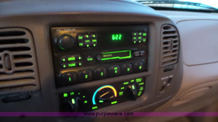 image for item J8293 1999 Ford F150 SuperCab pickup truck