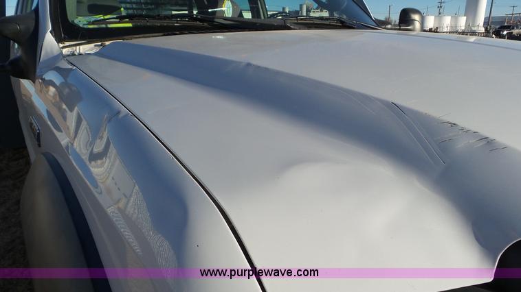 image for item J8294 2006 Ford F450 Super Duty SuperCrew flatbed truck