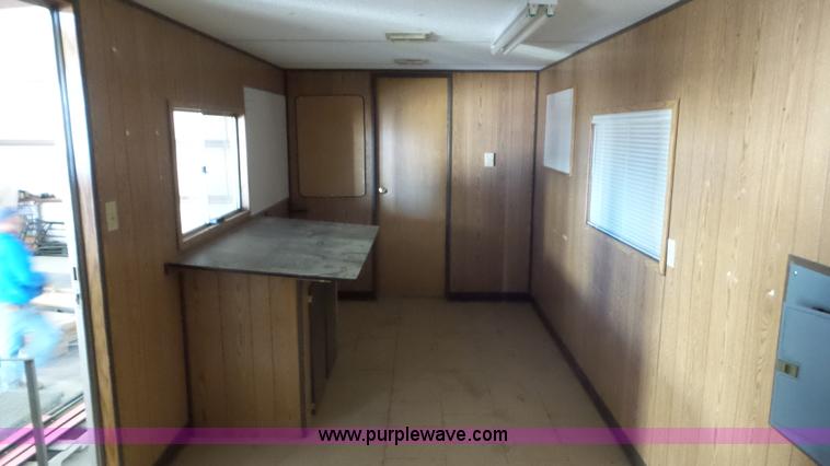 image for item J8295 2000 Office Master trailer