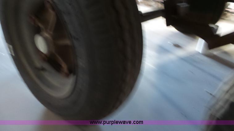 image for item J8295 2000 Office Master trailer