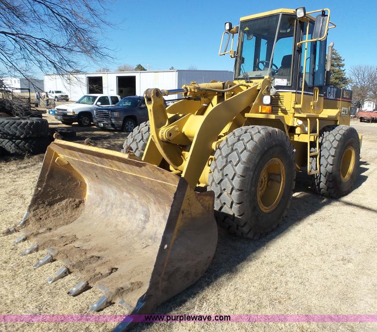image for item J8298 1996 Caterpillar 928F wheel loader