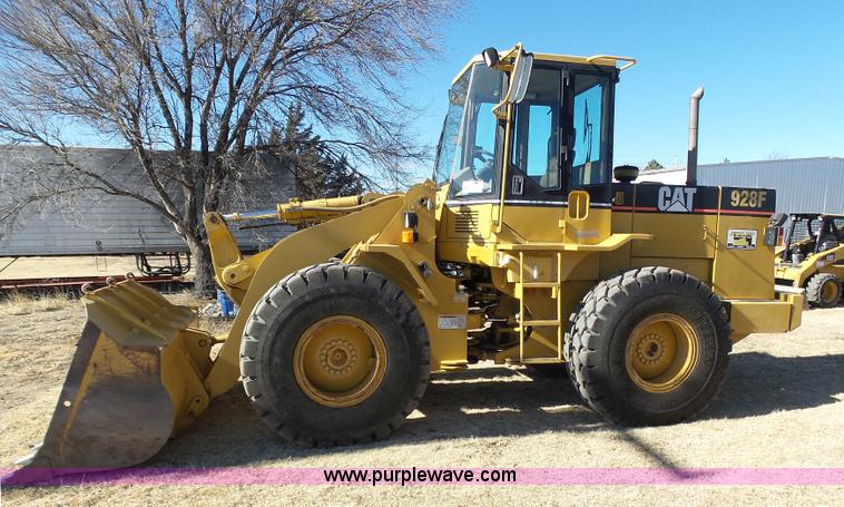 image for item J8298 1996 Caterpillar 928F wheel loader