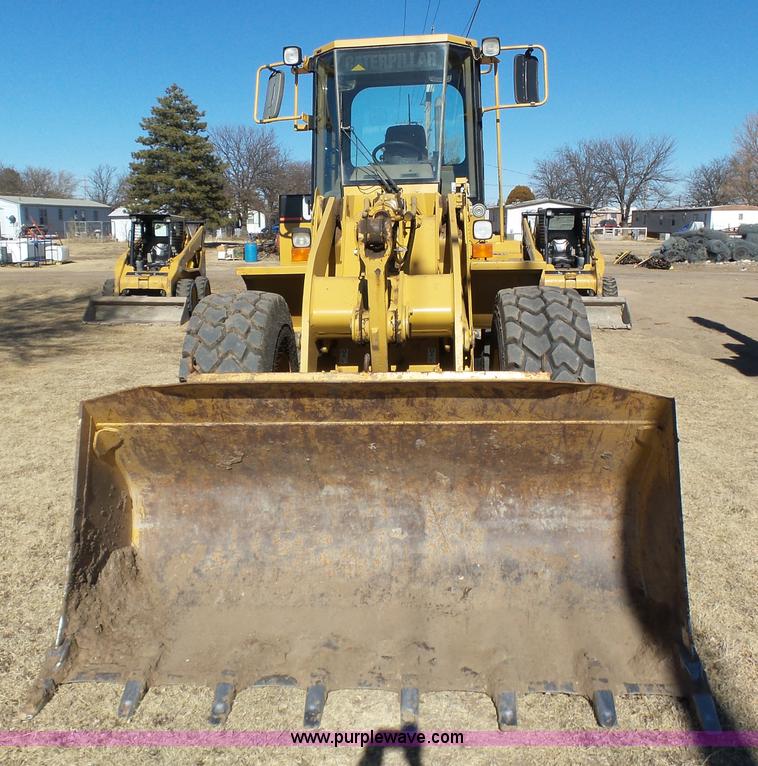 image for item J8298 1996 Caterpillar 928F wheel loader