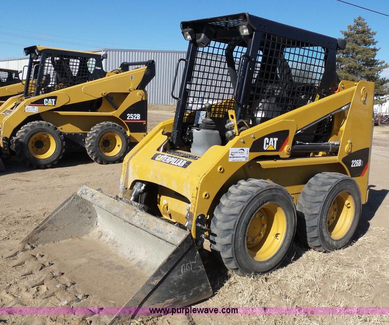 image for item J8301 2012 Caterpillar 226B3 skid steer