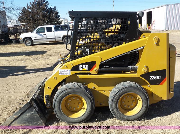 image for item J8301 2012 Caterpillar 226B3 skid steer