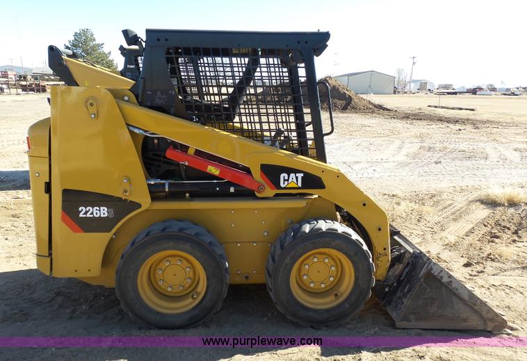 image for item J8301 2012 Caterpillar 226B3 skid steer