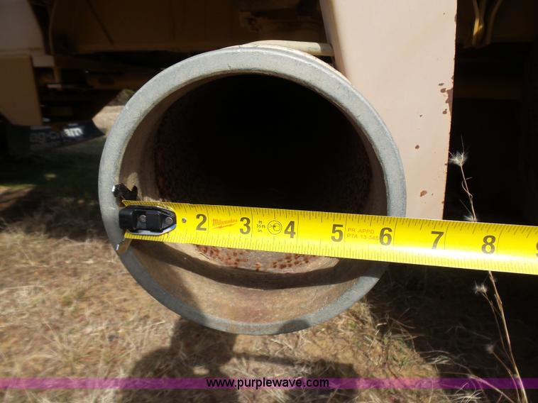 image for item AQ9723 Ag Gator Injactor 2004 self-propelled applicator