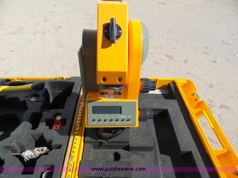 image for item AR9453 Assorted surveying tools