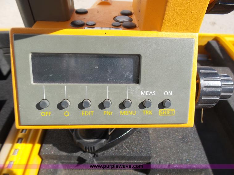 image for item AR9453 Assorted surveying tools