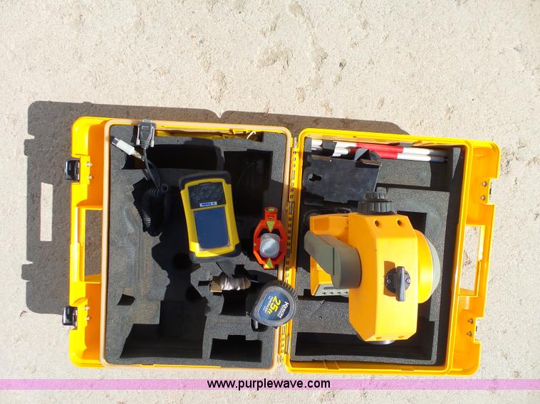 image for item AR9453 Assorted surveying tools