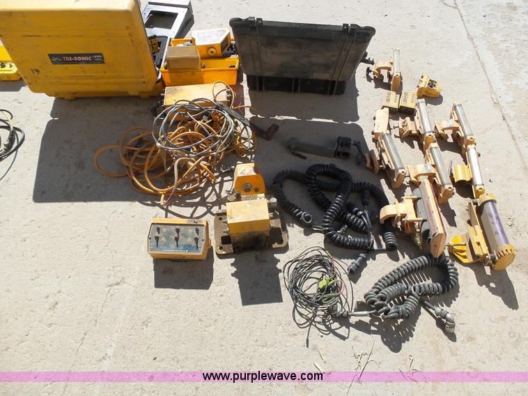 image for item AR9453 Assorted surveying tools