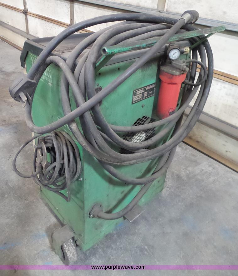 image for item AR9457 Plasmark PCM-70 plasma cutter