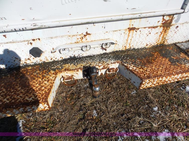 image for item AX9225 2005 Ford F550 service truck