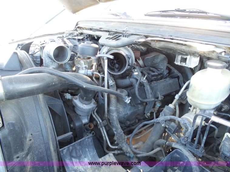 image for item AX9225 2005 Ford F550 service truck