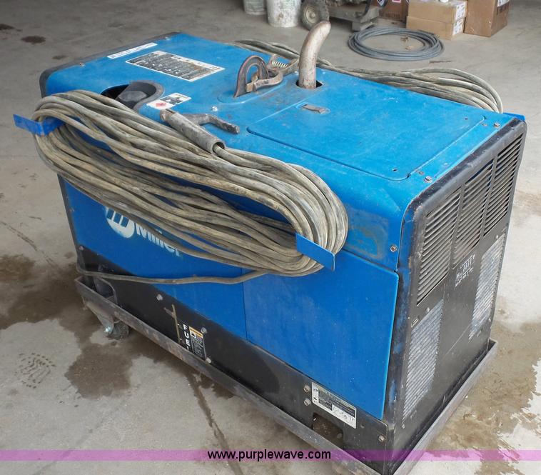 image for item BF9091 Miller Bobcat 250 welder/generator