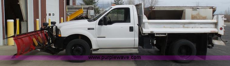 image for item BH9384 2002 Ford F550 dump truck