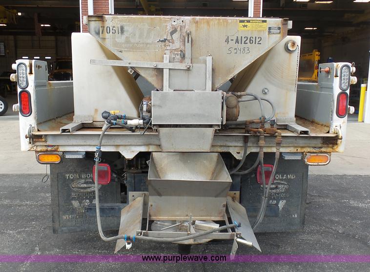 image for item BH9384 2002 Ford F550 dump truck