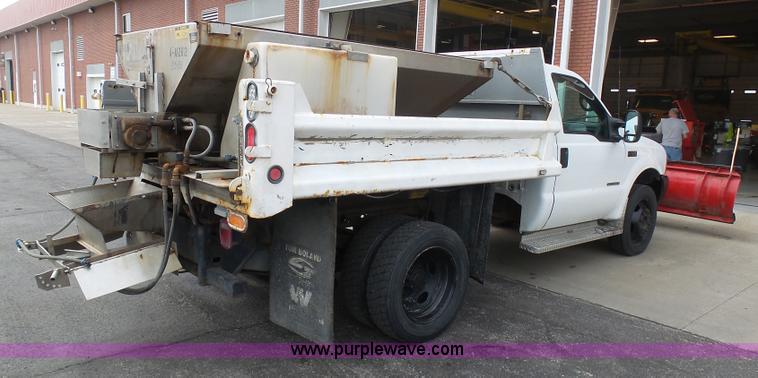 image for item BH9384 2002 Ford F550 dump truck
