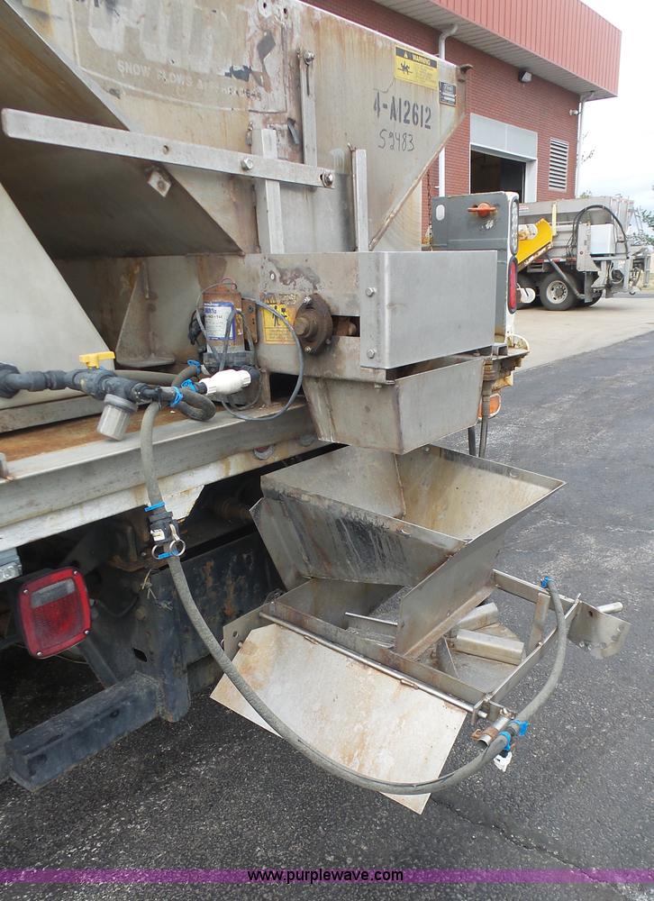 image for item BH9384 2002 Ford F550 dump truck