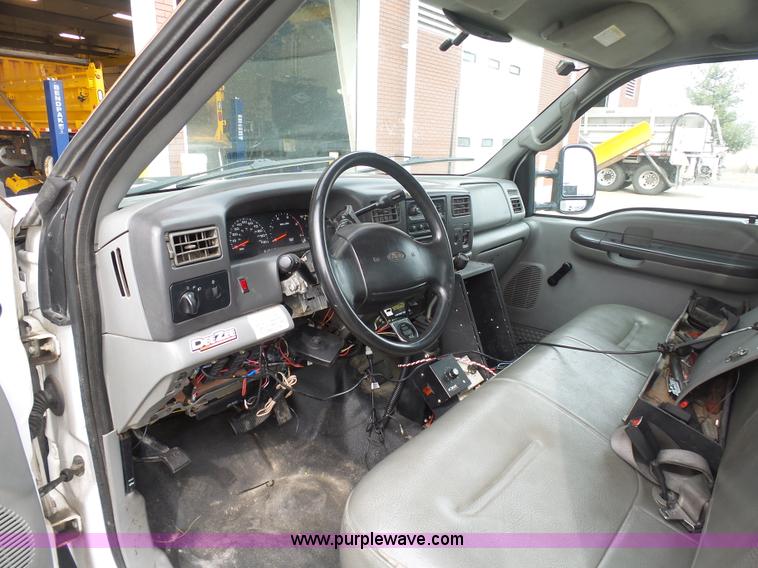 image for item BH9384 2002 Ford F550 dump truck