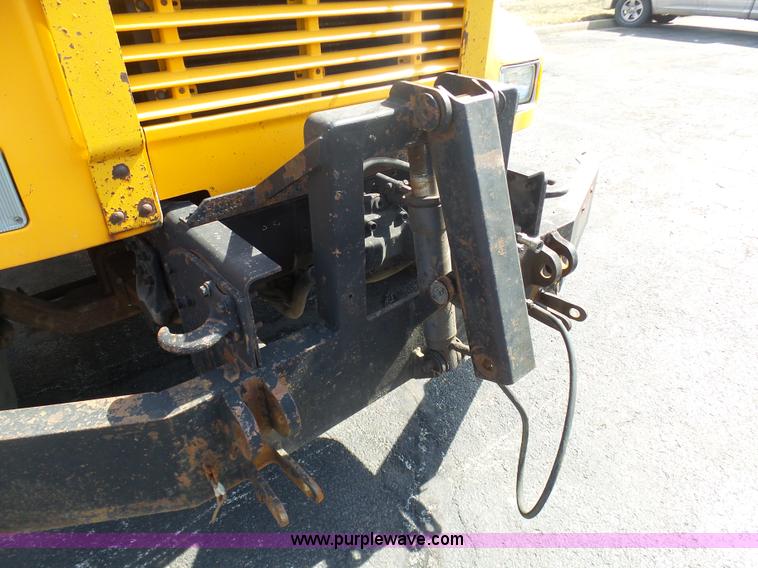 image for item BH9387 2000 International 4900 dump truck