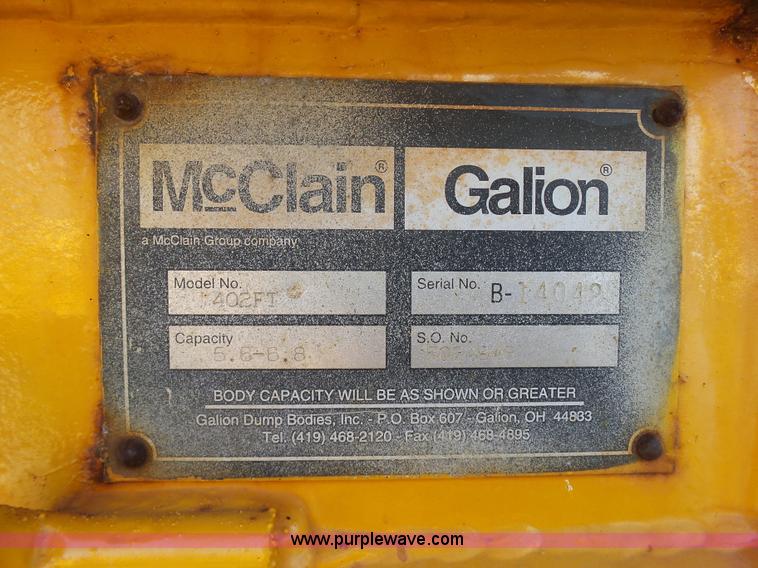 image for item BH9387 2000 International 4900 dump truck