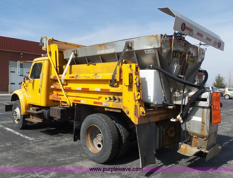 image for item BH9388 2000 International 4900 dump truck