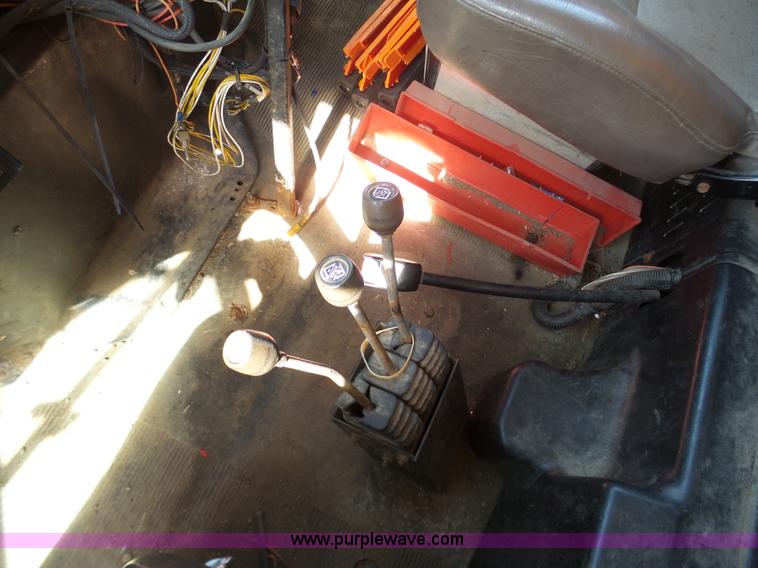 image for item BH9388 2000 International 4900 dump truck