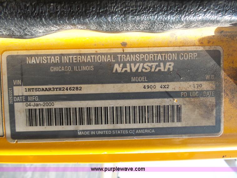 image for item BH9388 2000 International 4900 dump truck