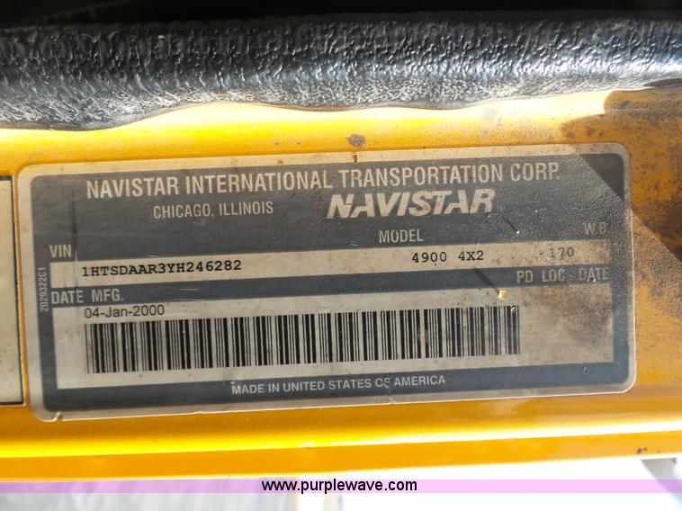 image for item BH9388 2000 International 4900 dump truck