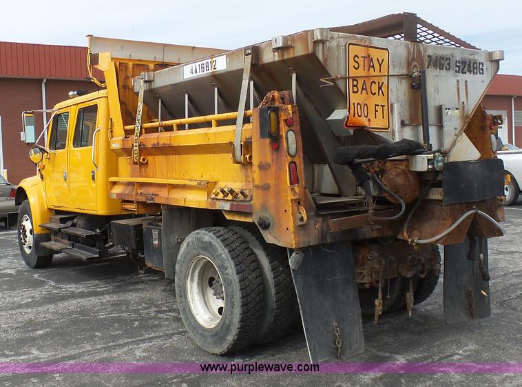 image for item BH9400 2001 International 4900 dump truck