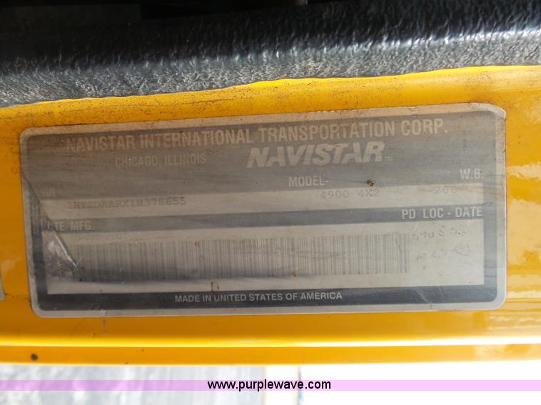 image for item BH9400 2001 International 4900 dump truck