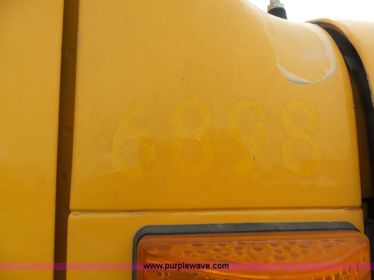 image for item BH9402 2002 International F2554 flatbed truck