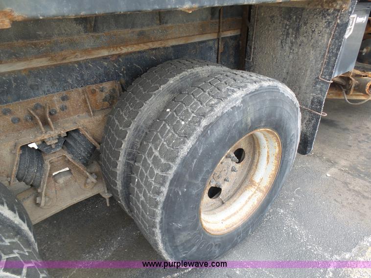 image for item BH9402 2002 International F2554 flatbed truck