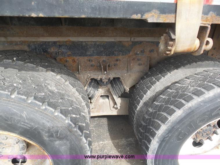 image for item BH9402 2002 International F2554 flatbed truck