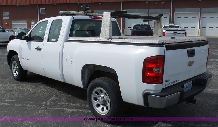 image for item BH9403 2008 Chevrolet Silverado 1500 Ext. Cab pickup truck