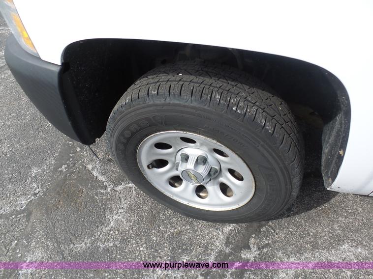 image for item BH9403 2008 Chevrolet Silverado 1500 Ext. Cab pickup truck