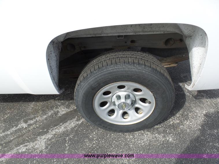 image for item BH9403 2008 Chevrolet Silverado 1500 Ext. Cab pickup truck