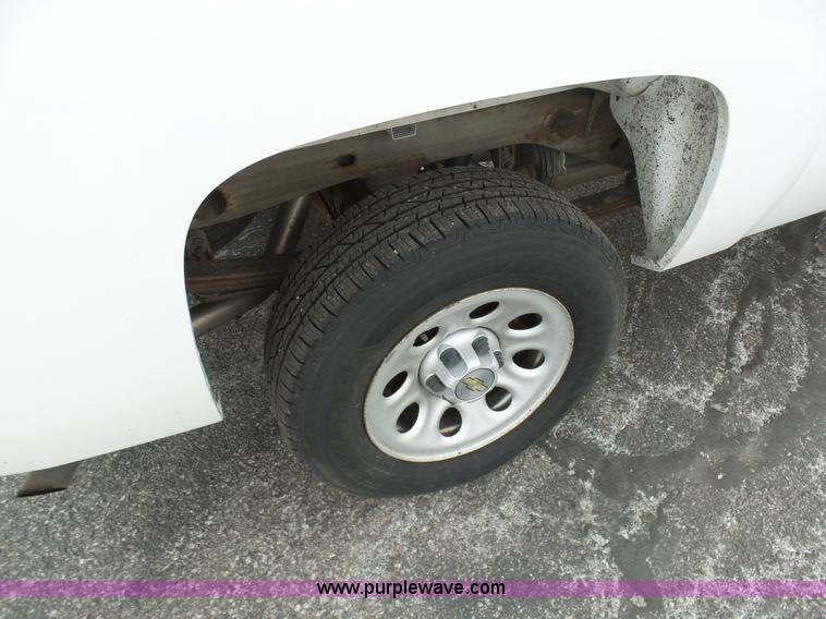 image for item BH9403 2008 Chevrolet Silverado 1500 Ext. Cab pickup truck