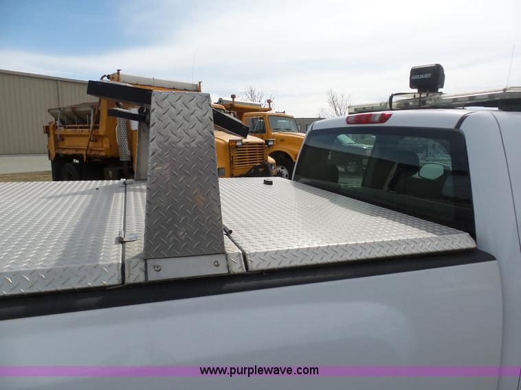 image for item BH9403 2008 Chevrolet Silverado 1500 Ext. Cab pickup truck