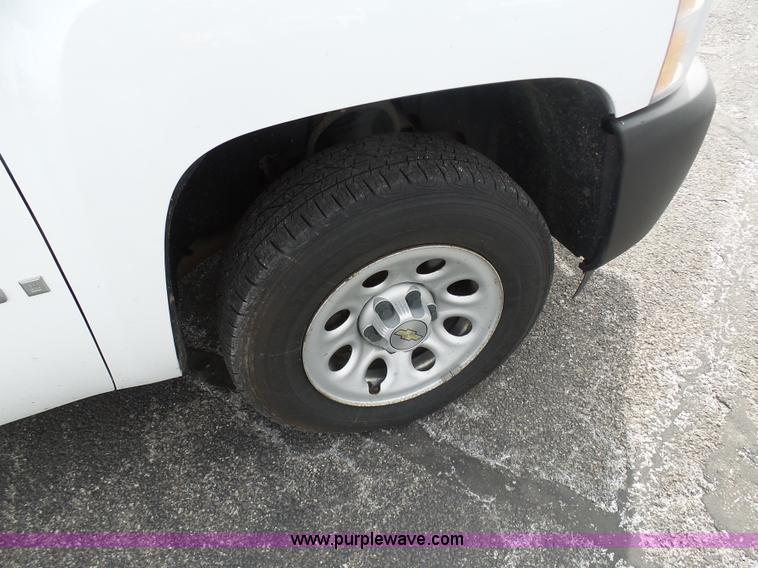 image for item BH9403 2008 Chevrolet Silverado 1500 Ext. Cab pickup truck