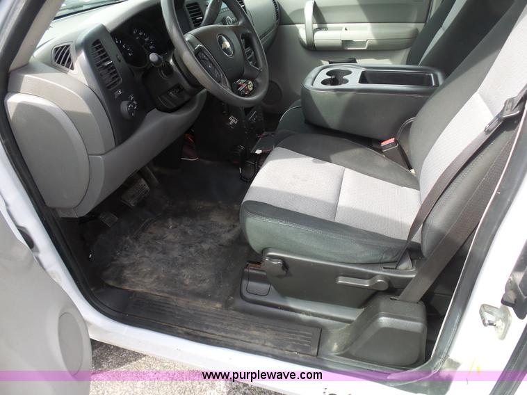 image for item BH9403 2008 Chevrolet Silverado 1500 Ext. Cab pickup truck