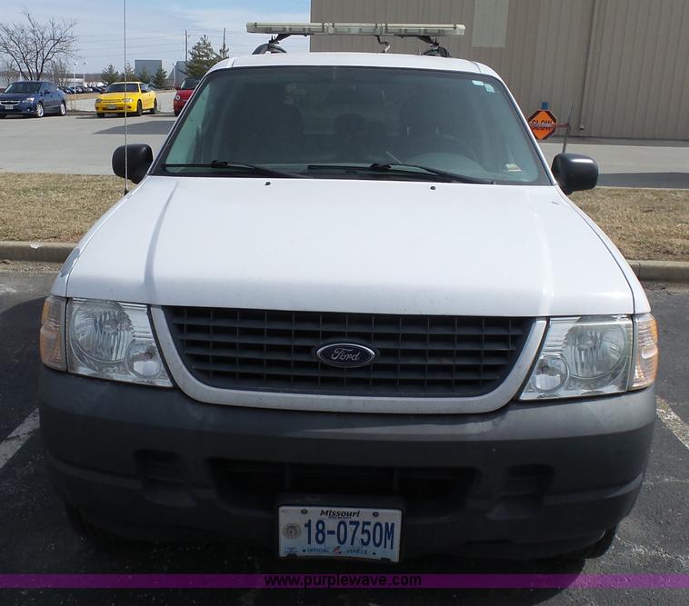 image for item BH9404 2004 Ford Explorer SUV